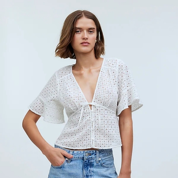 Madewell Tie-Front Top in Eyelet Soft White NWT Size XS Flowy Button Up V-Neck - Picture 1 of 6